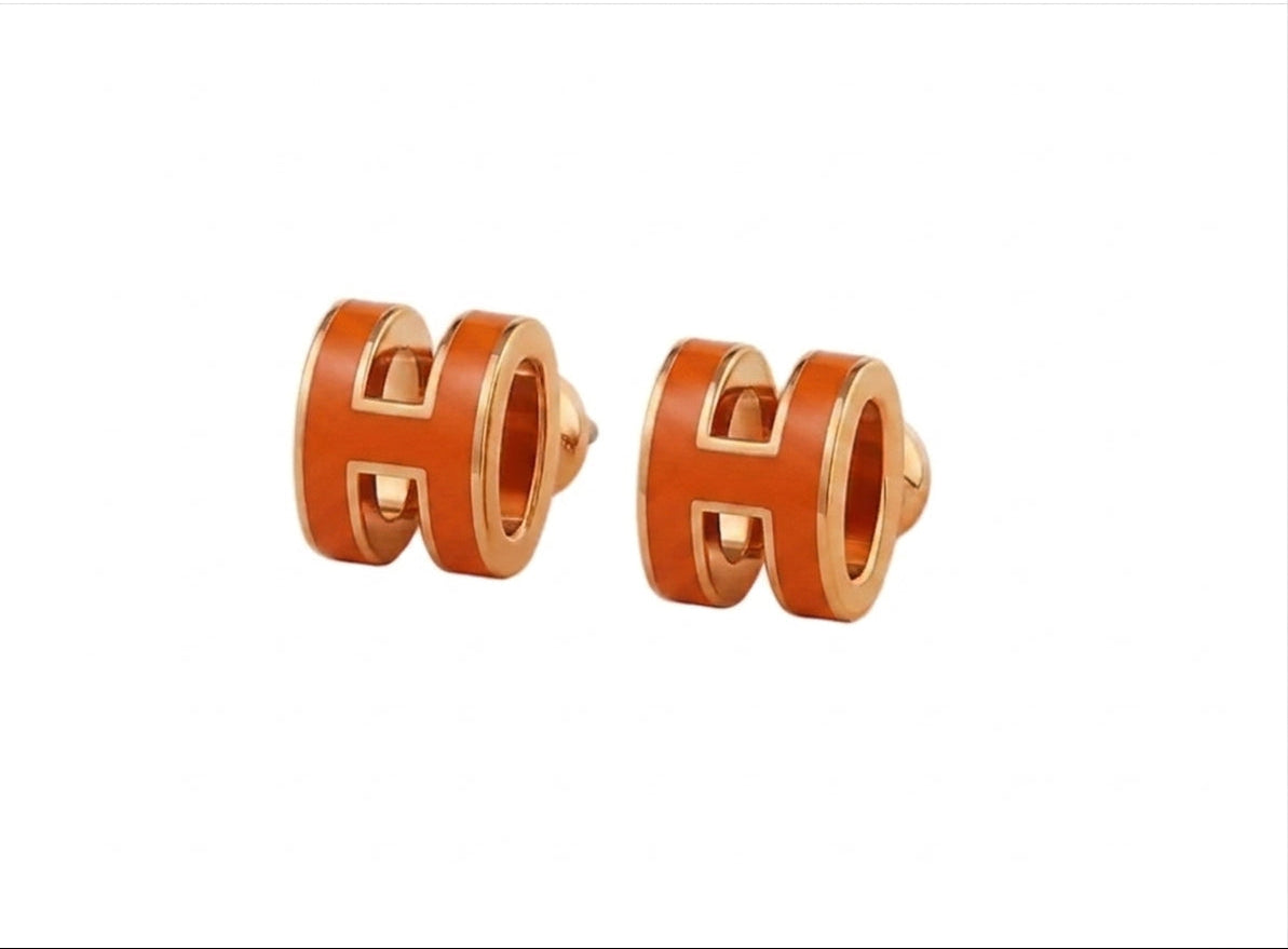 H EARRINGS