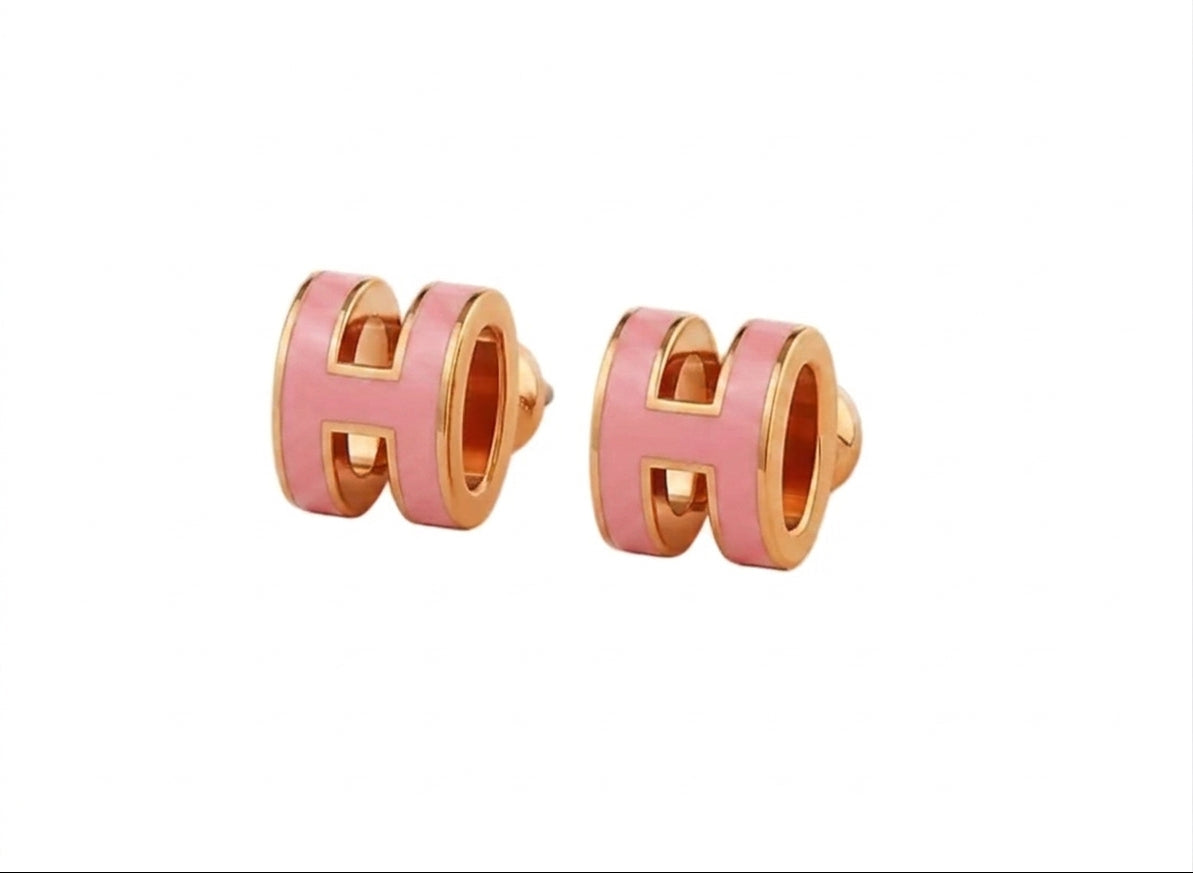 H EARRINGS