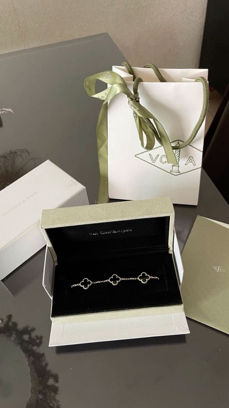 VC Bracelet