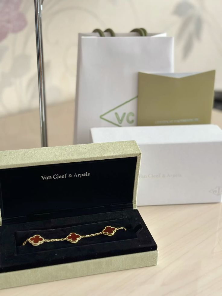 VC Bracelet